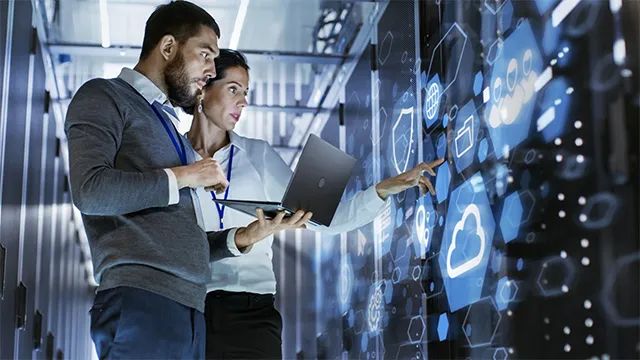 Managed IT services monitoring dashboard tracking uptime and patch status